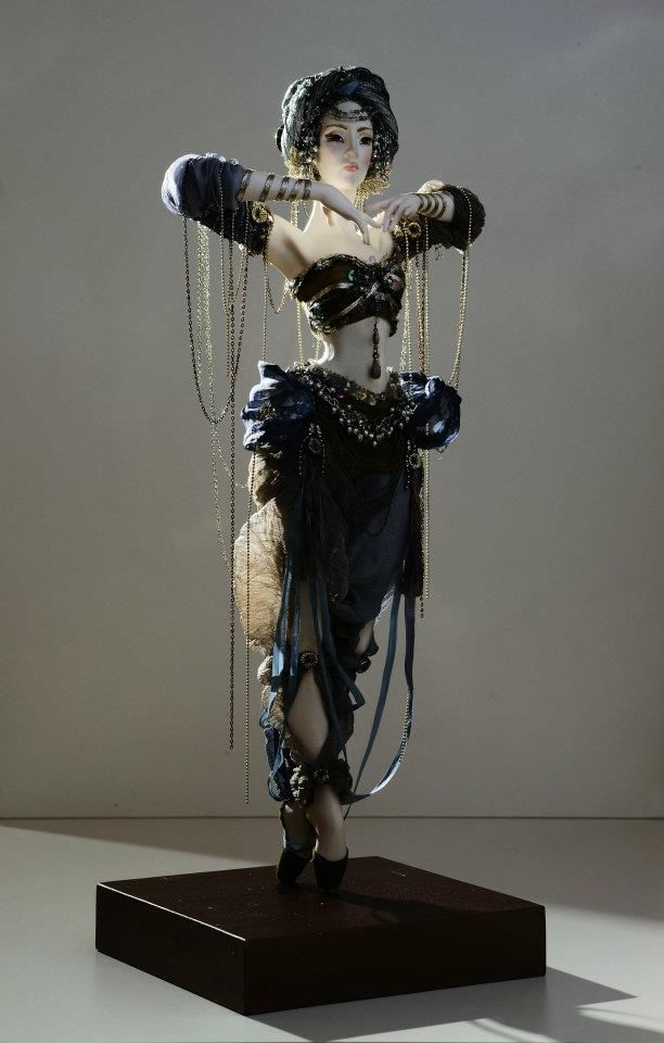 Poupées … Sasha KHUDYAKOVA&nbsp;…